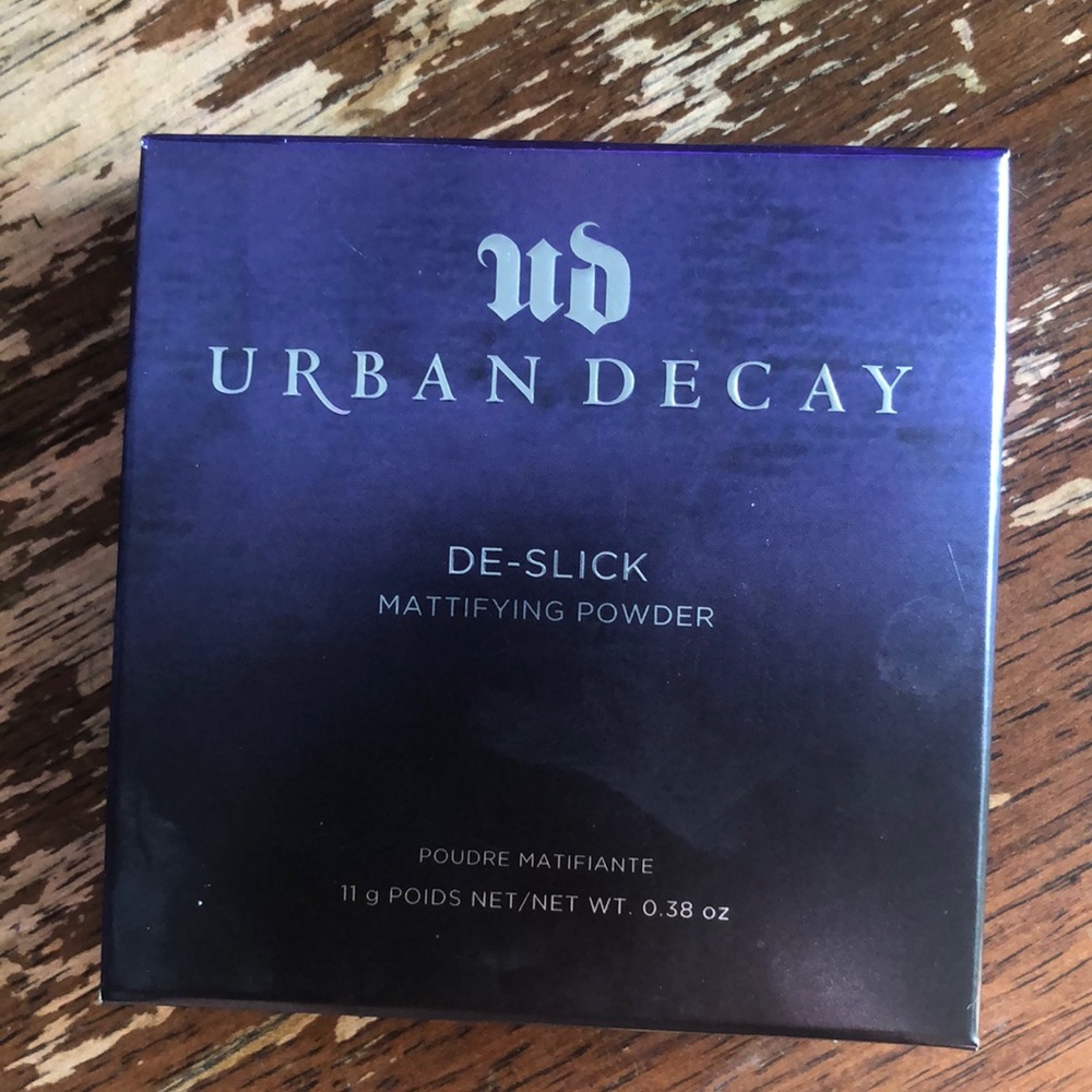 Urban Decay De- Slick powder